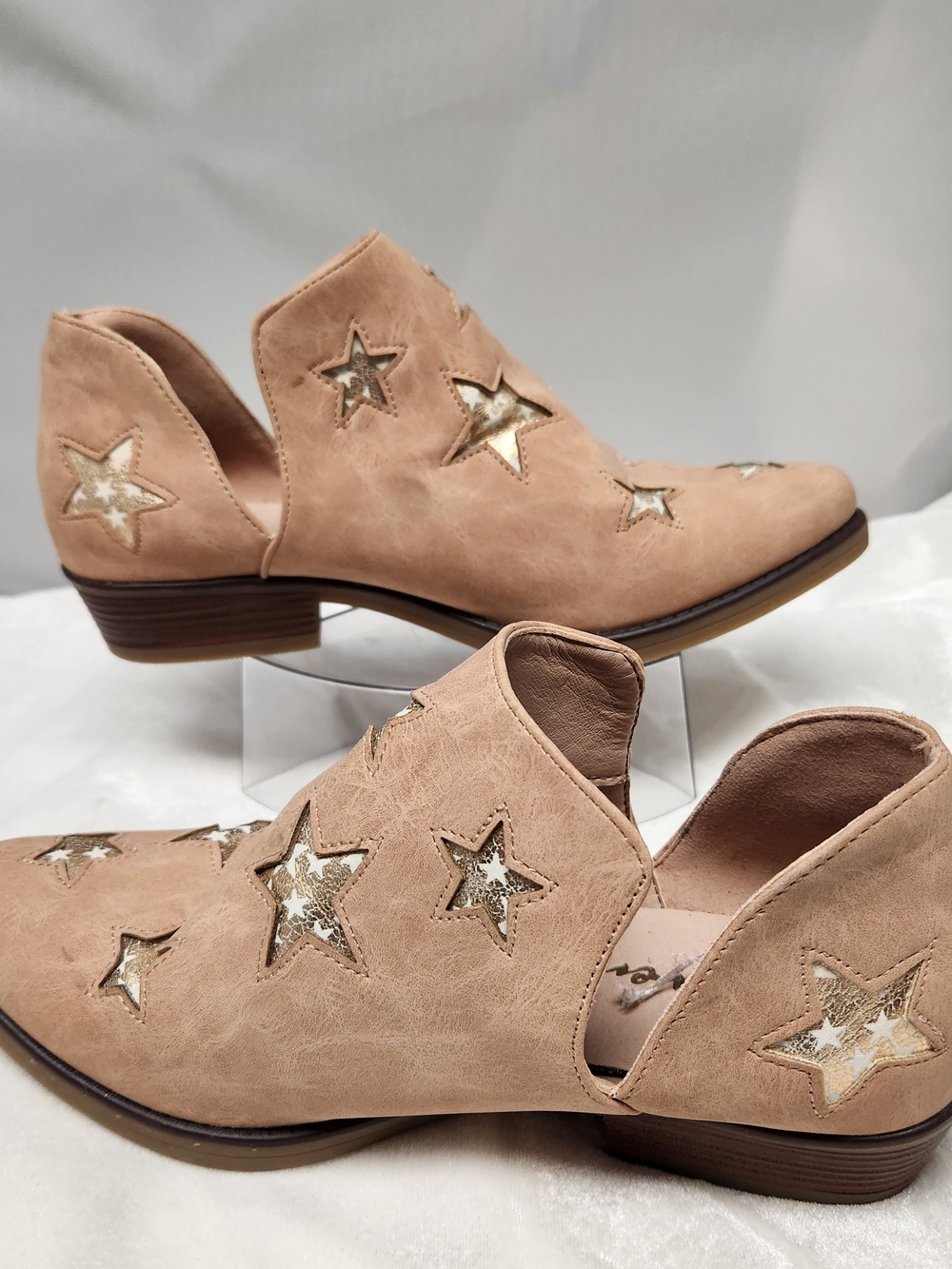 Seven7 Pink Star Cutout Slip-On Low Heel Mules